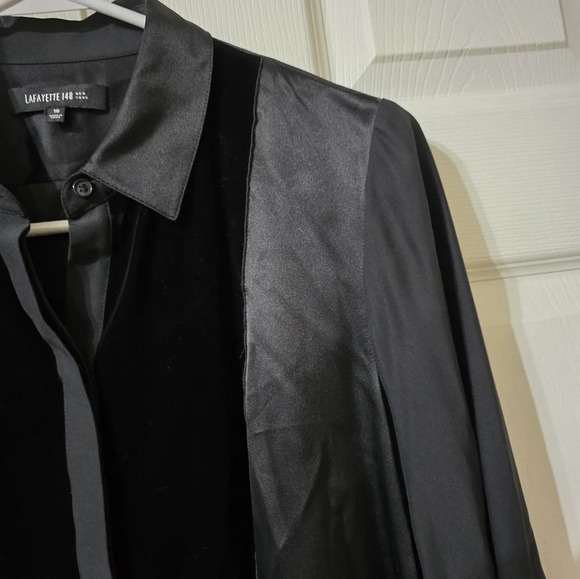 Lafayette 148 Silk Button Down Collared Blouse w/ Velvet Inserts, Size 10, EUC! - Picture 5 of 9